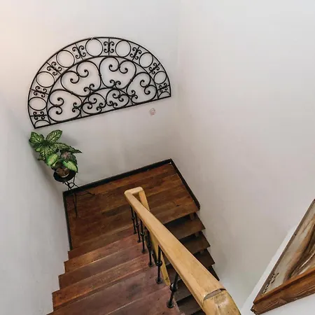 Beautiful In With 5 Bedrooms, Wifi&sauna Ferienhaus Fužine