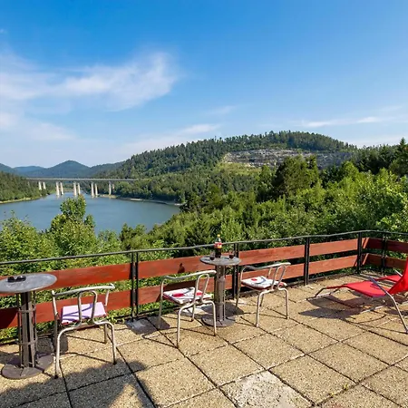 Ferienhaus Beautiful In With 5 Bedrooms, Wifi&sauna