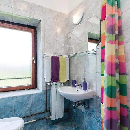 Ferienhaus Beautiful In With 5 Bedrooms, Wifi&sauna *